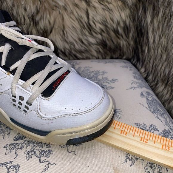 Nike Air Jordan size 6Y - 317821-161 White/Black - Picture 8 of 9